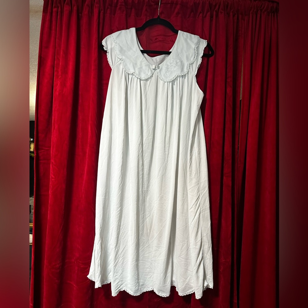 Vintage Baby Blue Sleeveless Nightgown